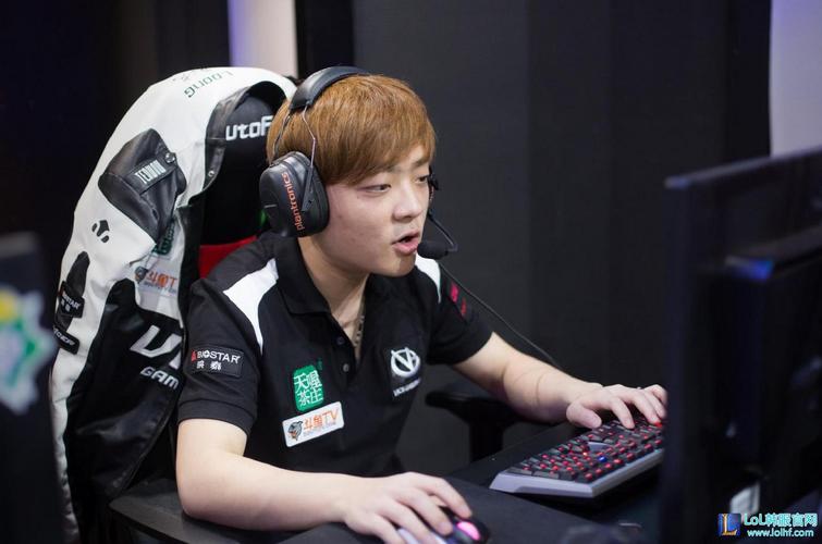 Falcons 战胜 GamerLegion 在 BLAST Premier Fall Groups 2024