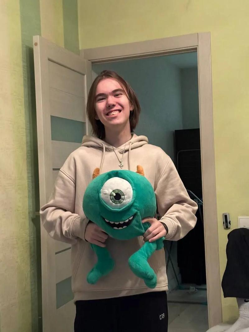 【快讯】LCK公布新赛季赛程+名单。Faker领衔T1 10人阵容